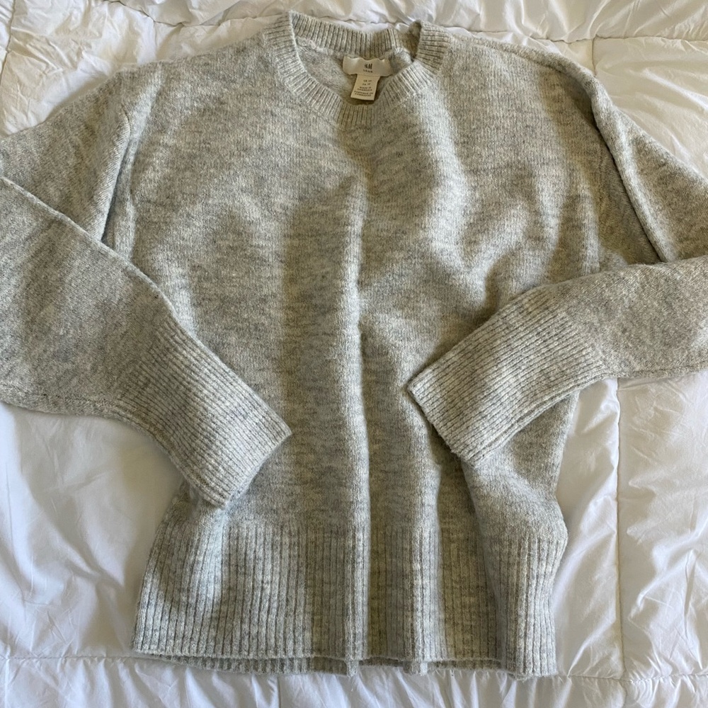 H&M sweater